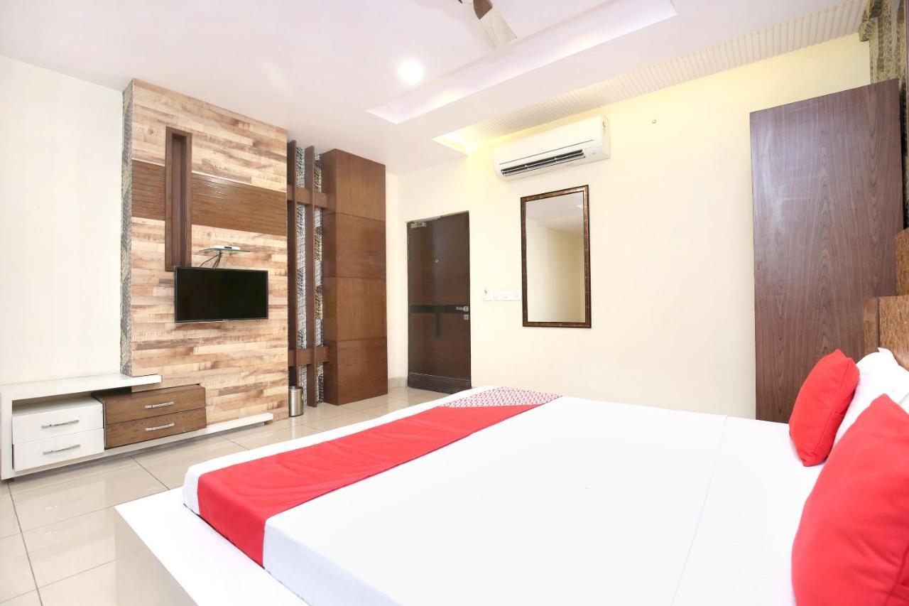 Hotel Grand M Lajjo Ludhiana Exterior foto