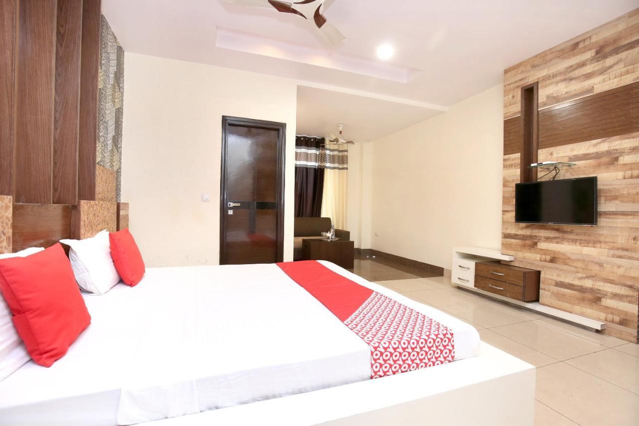 Hotel Grand M Lajjo Ludhiana Exterior foto